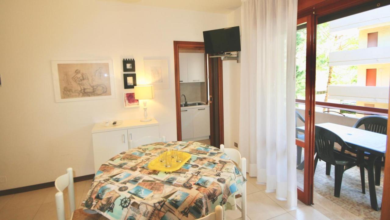 Ba -Gambero Apartment Lignano Sabbiadoro Exterior photo